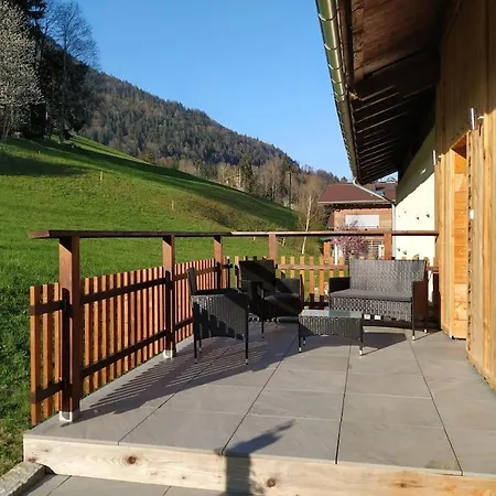 Upcycling Appartement Fischl - Nachhaltig Und Kreativ Wohnen Fuer Gross Und Klein Jenbach Exterior photo